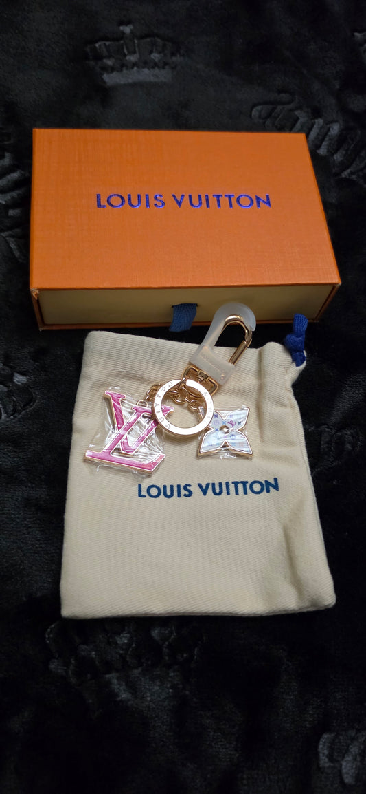 LV Pink and White Clover Keychain\Bag Chain