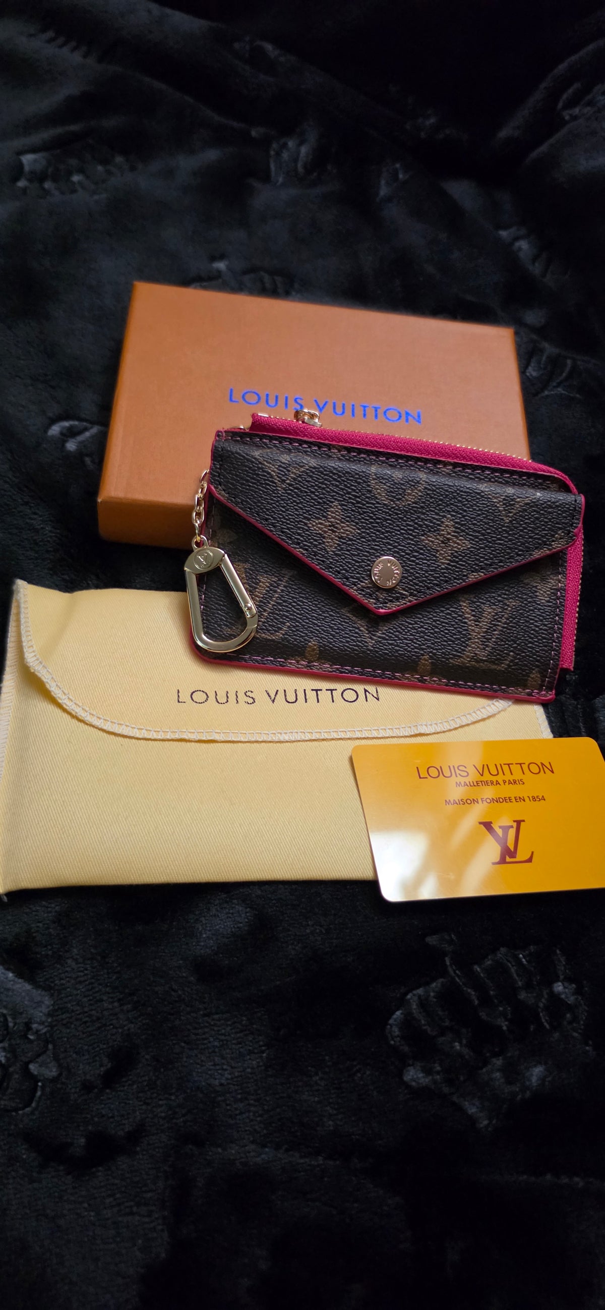 LV Pink Card/Money Wallet